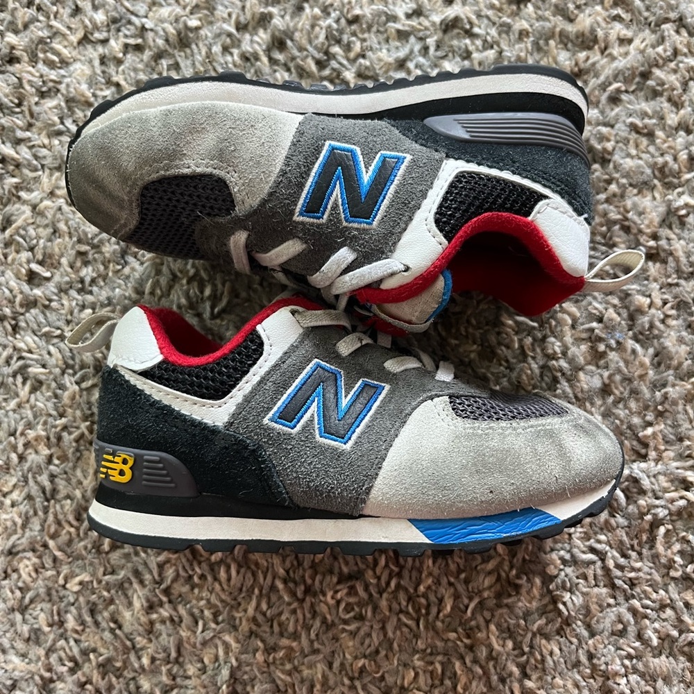 Toddler New Balance Sneakers (Size 8)